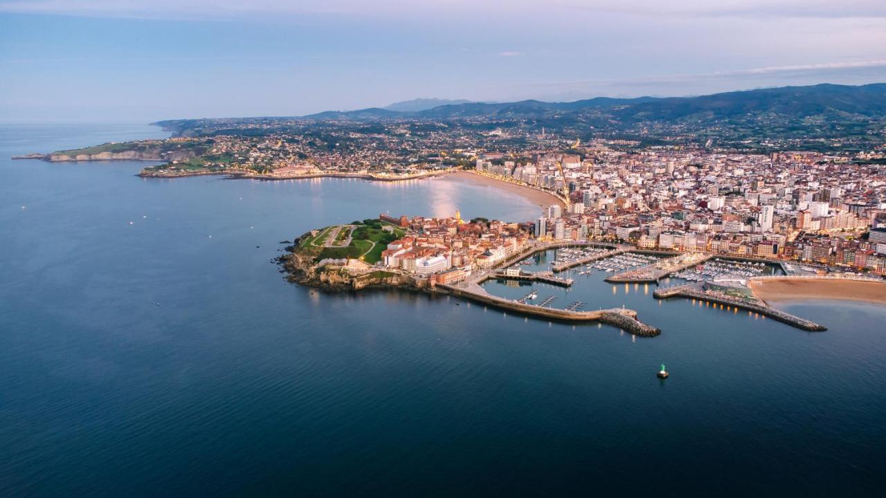 El Amarre - Navega En El Camarote De Un Navio Con Historia - Grupo Querbes Lägenhet Gijón Exteriör bild