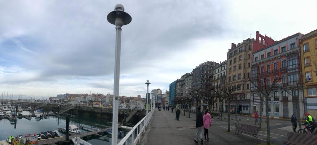El Amarre - Navega En El Camarote De Un Navio Con Historia - Grupo Querbes Lägenhet Gijón Exteriör bild